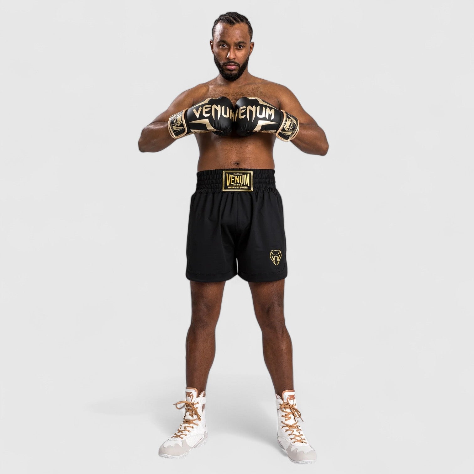 VENUM Classic bokseshort PRO Svart og Gull - CombatStore.no