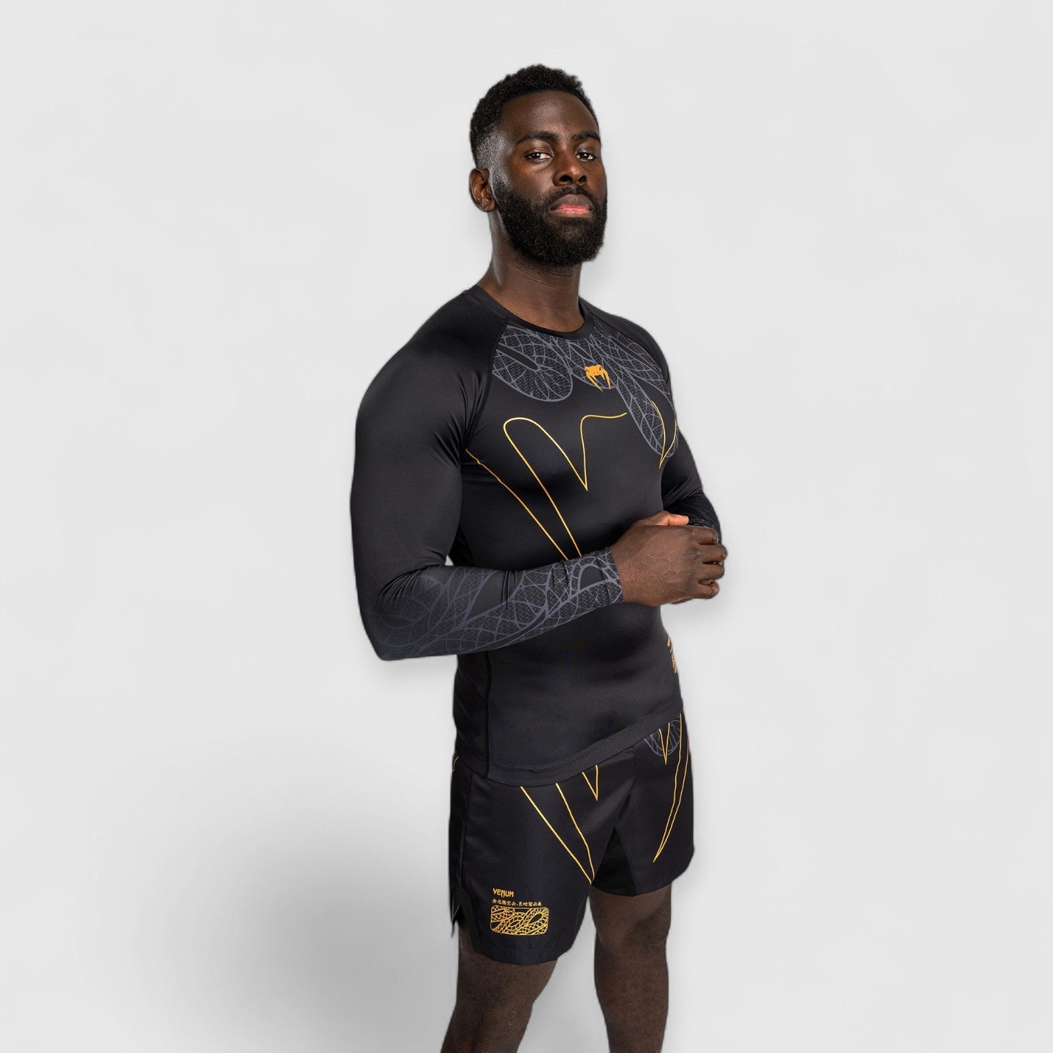 VENUM Serpenti Rashguard med lange ermer - CombatStore.no