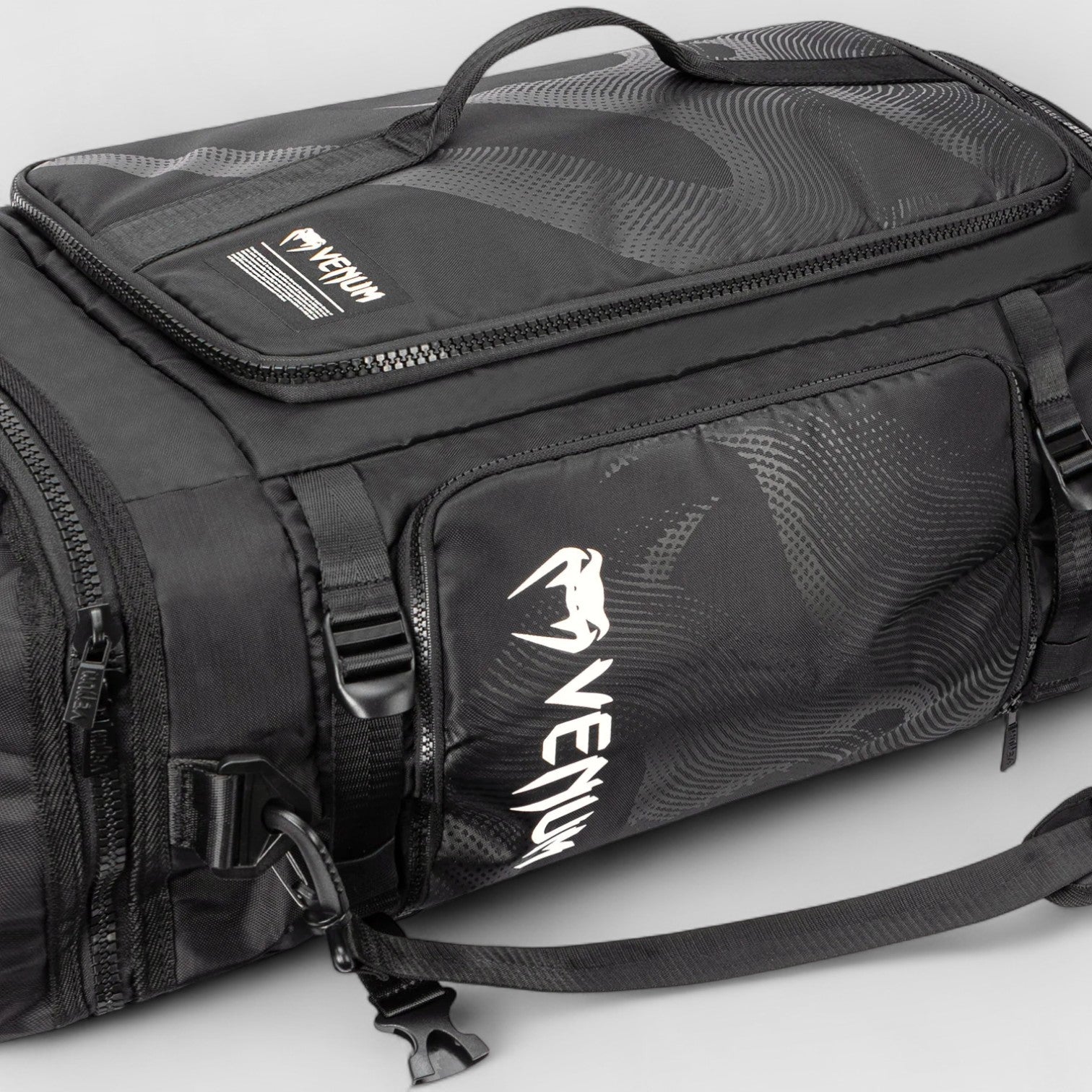 VENUM Shockwave Sportsbag og ryggsekk - Combat Store AS