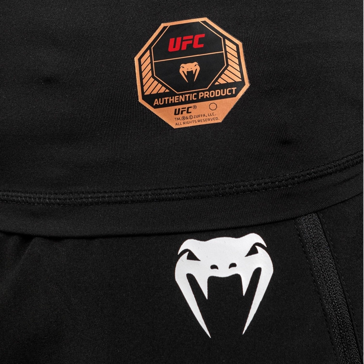 VENUM UFC ADRENALINE kompresjonstrøye med lang arm - CombatStore.no