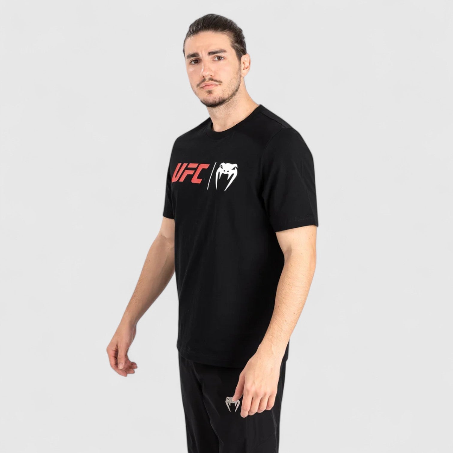 VENUM UFC Classic T - skjorte Svart og Rød - CombatStore.no