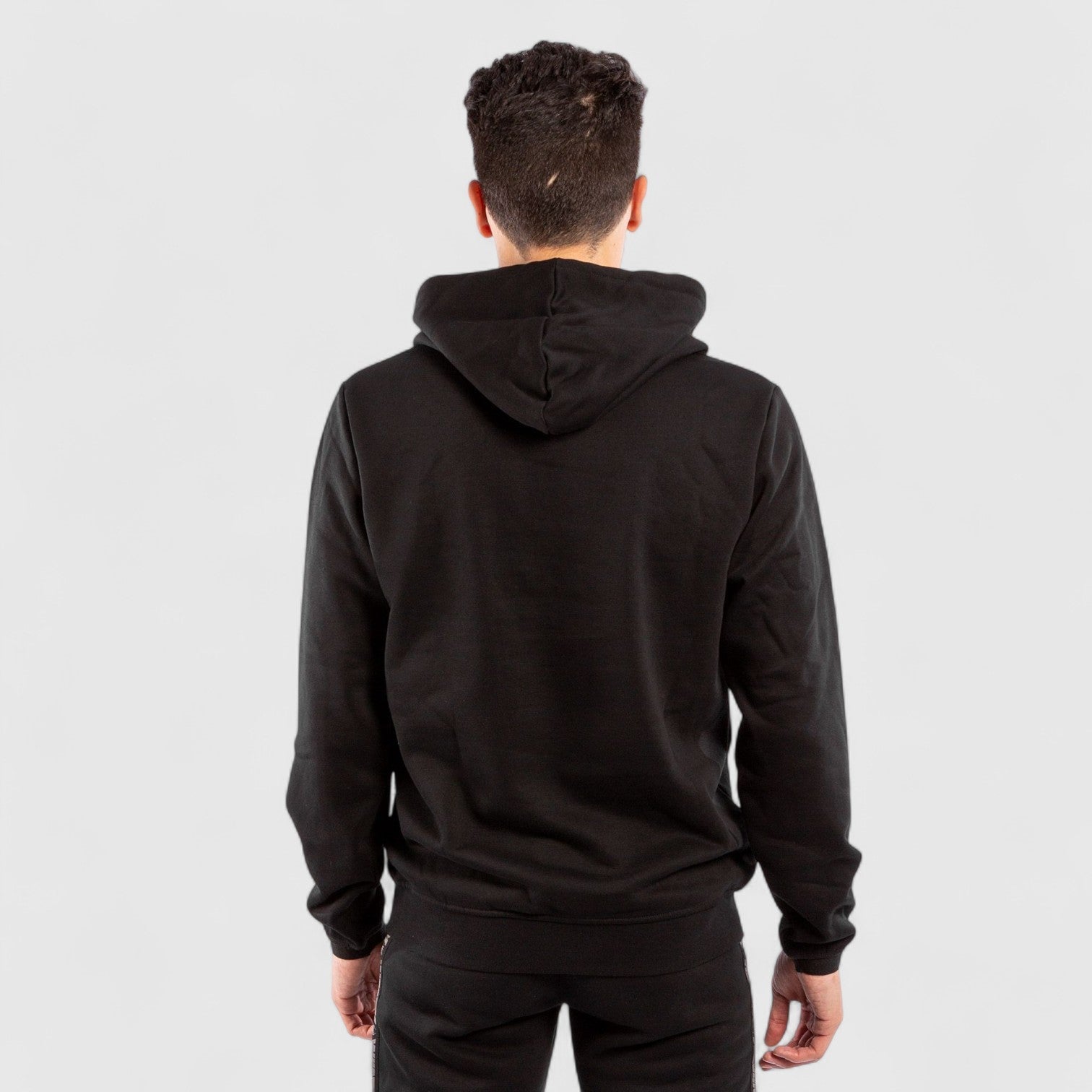 VENUM Classic Hettegenser - Svart/Hvit - CombatStore.no