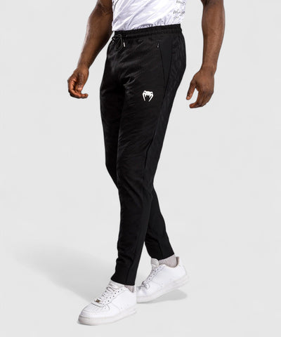 VENUM Fusion Autentisk Fight night treningsbukse Svart og hvit - CombatStore.no