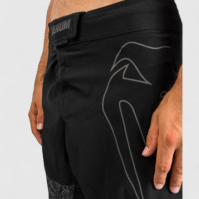 VENUM Reflective Kampshorts Light 4.0 Svart/Svart - CombatStore.no