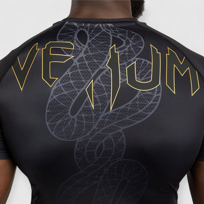 VENUM Serpenti Rashguard med lange ermer - CombatStore.no