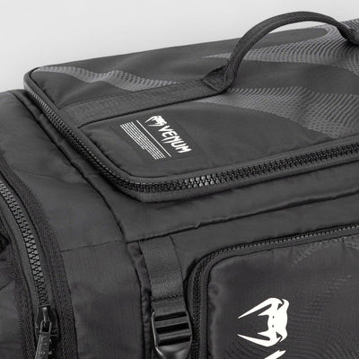 VENUM Shockwave Sportsbag og ryggsekk - Combat Store AS