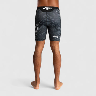 VENUM UFC Fusion Fight Night Vale Tudo Fight Shorts Svart - CombatStore.no